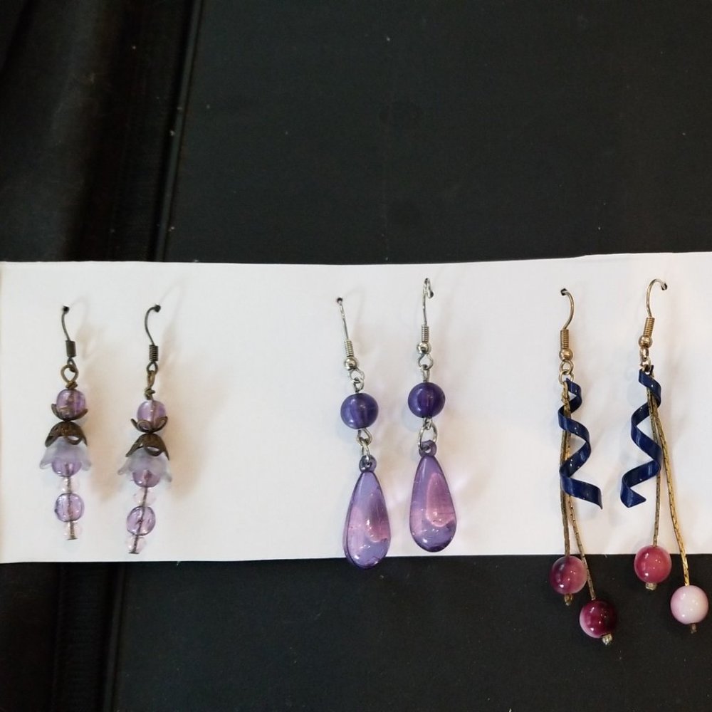 Lot of Earrings